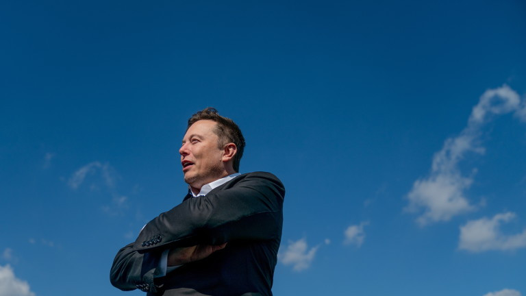Ръководителят на американската компания SpaceX Илон Мъск заяви, че космическият